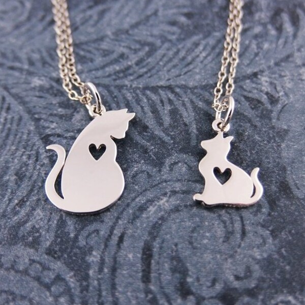 Set di collana con gatto e gattino in argento - Ciondoli a forma di gatto e gattino in argento sterling su DUE delicate catenine a maglia fine in argento sterling o solo ciondoli