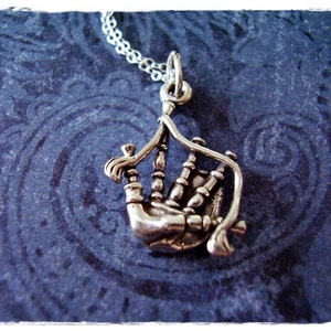 Sterling Silber Dudelsack Halskette - Sterling Silber Dudelsäcke Anhänger auf einem zarten Sterling Silber Kabel Kette oder Anhänger