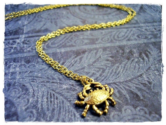 Zodiac Cancer Crab Diamond Pendant | Jabel