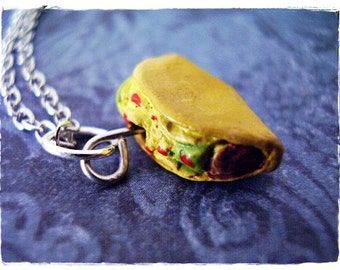 Knusprige Taco Halskette - Gelb Emaillierter Keramik Taco Anhänger an einer Edelstahl Kabelkette oder Anhänger