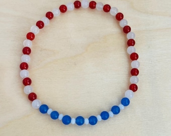 4th of July Beaded Bracelet – Red White Blue Stretch Bracelet, Patriotic Handmade Jewelry, USA Summer Accessory