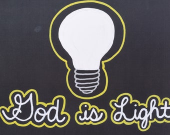 Bombilla - Dios es luz - arte cristiano - arte pop - 1 Juan 1 5 - verso bíblico - oscuridad
