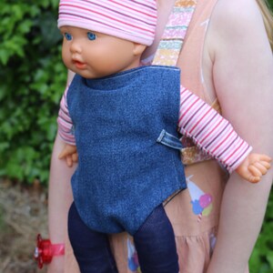 Portamuñecas para jugar a la imaginación, el regalo perfecto para un nuevo hermanito o hermanita. Se acabó tener que cargar con su muñeca, peluche o oso favorito.