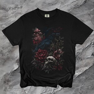 Gothic Floral Raven Shirt, Witchy Vibes, Macabre Floral Vintage Look, Crow Alt Tshirt Gift for Halloween, Alternative Fashion T-Shirt