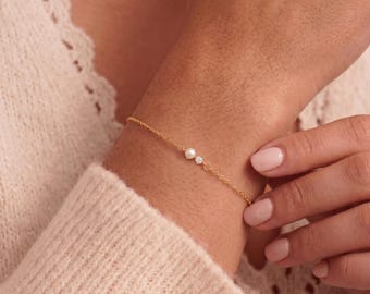 Geboortemaand edelsteen en zirkoon sierlijke armband, aangepaste armband, 18 kt verguld, geboortesteenarmband, verjaardagscadeau, verjaardagscadeaus