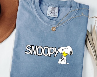 スヌーピー コンフォートカラーズ Tシャツ、レトロ ピーナッツ グラフィック Tシャツ