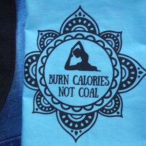Bolsa de transporte para botella de agua azul, diseño de yoga