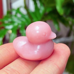 1.2‘’Natural Pink Opal Duck Hand Carved , Quartz Crystal Cute Duck ,Crystal animal，mineral specimen,Crystal healing,Crystal gifts 1PC