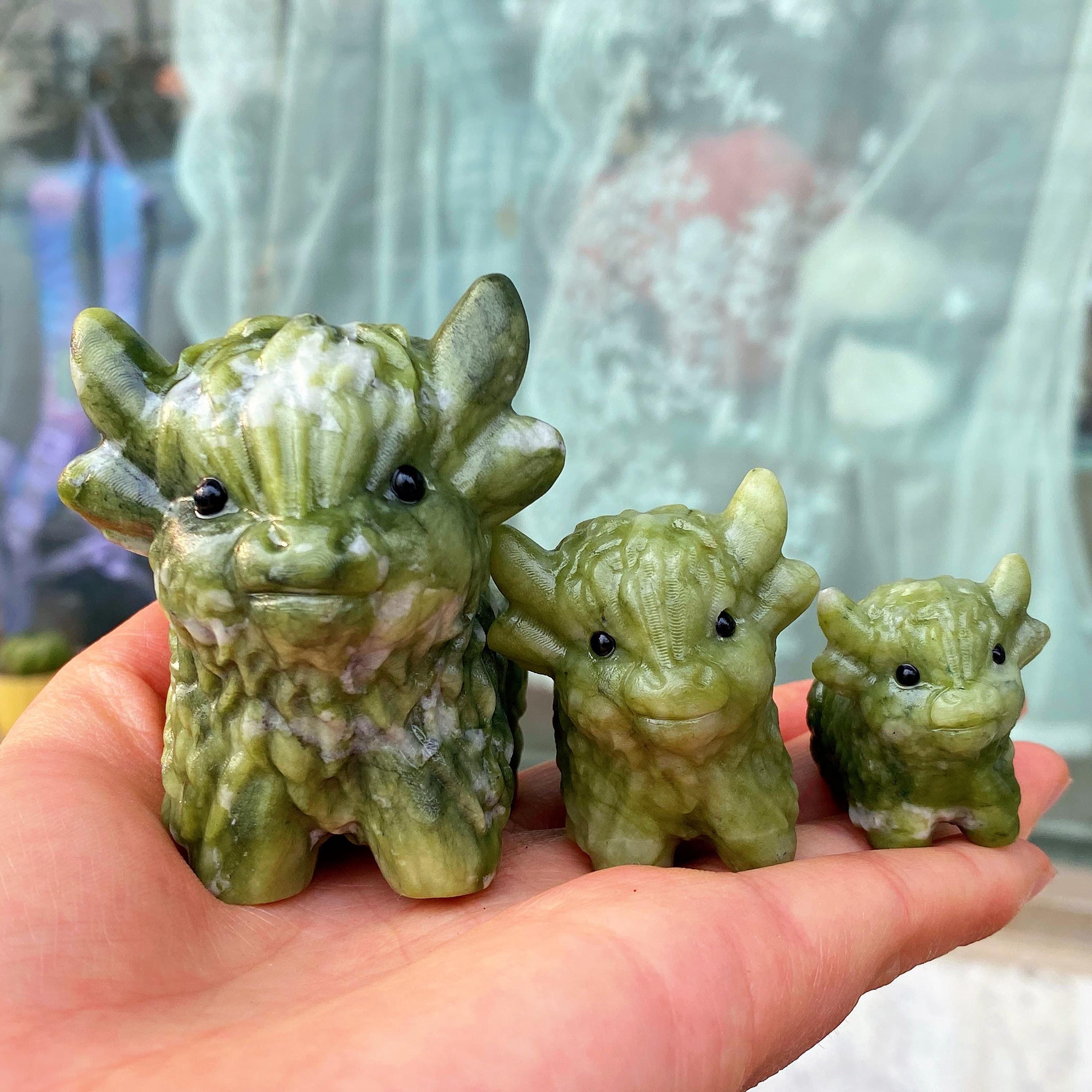Natural Green Jade Highland Cow, Quartz Animal Carving, Home Decor