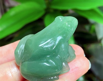 Green Aventurine Crystal Frog Carving: Natural Healing Stone, Home Decor