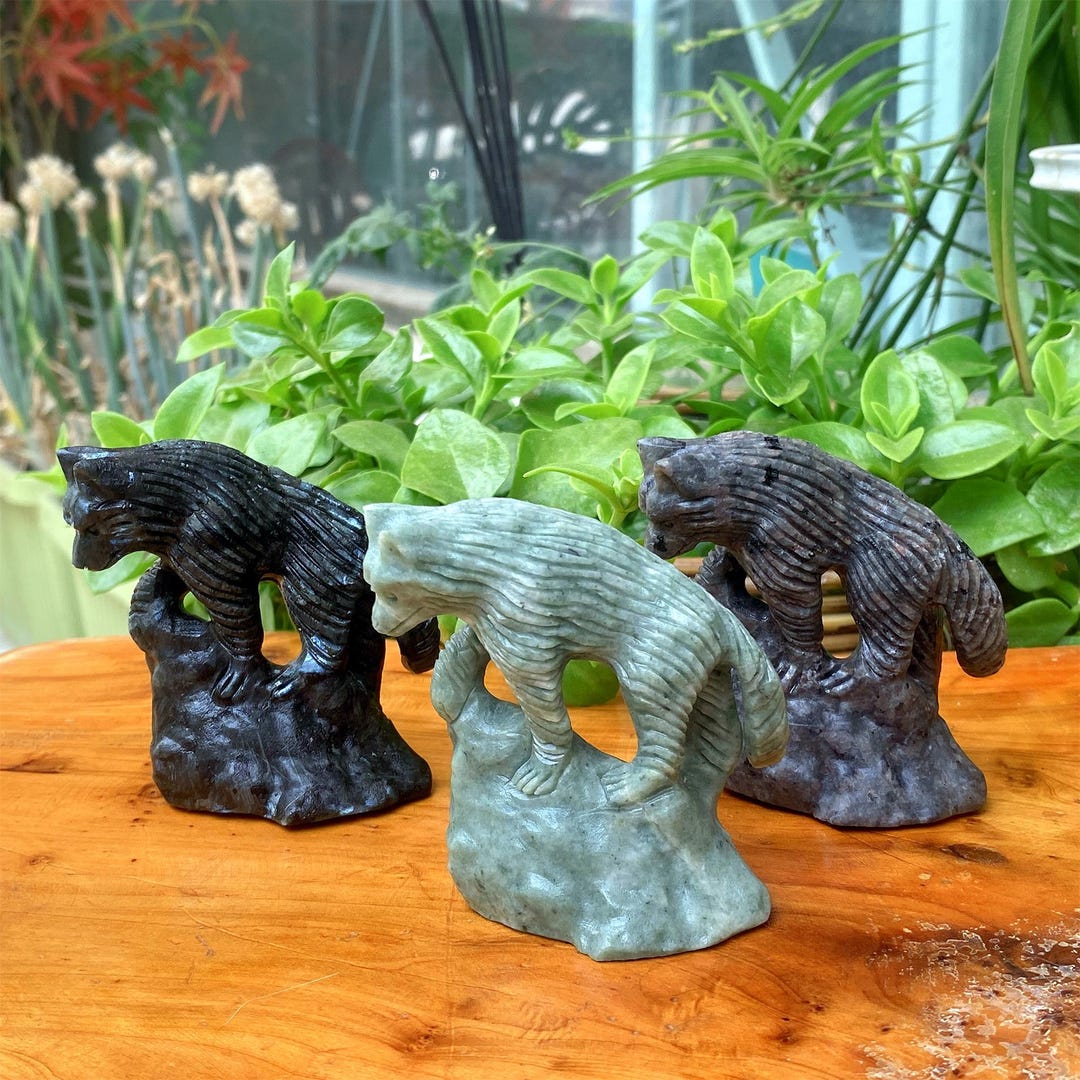 廬山翡翠狼彫刻：天然水晶動物彫刻 - Etsy 日本