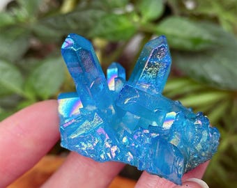 1.6&quot;+ Natural Blue Titanium rainbow Crystal cluster,Clear quartz vug，Reiki Healing,mineral specimen,Crystal healing,Crystal gifts 1PC