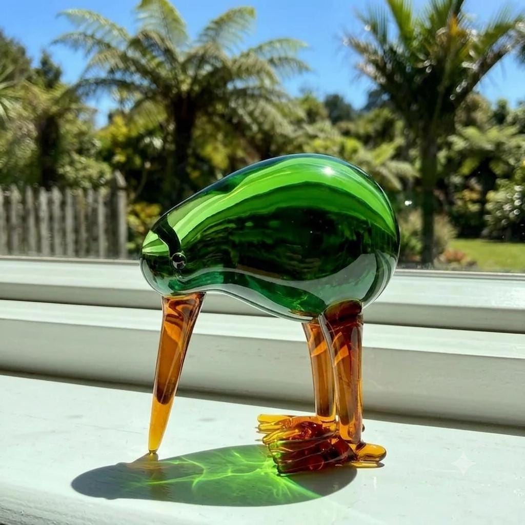Glass Kiwi - Etsy Canada