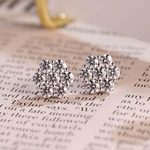 IGI Certified Round Cut Diamond Earring Studs Push Backs, Solid Gold D/VS1 Diamond Floral Cluster Stud Earrings, Wedding Birthday Gift
