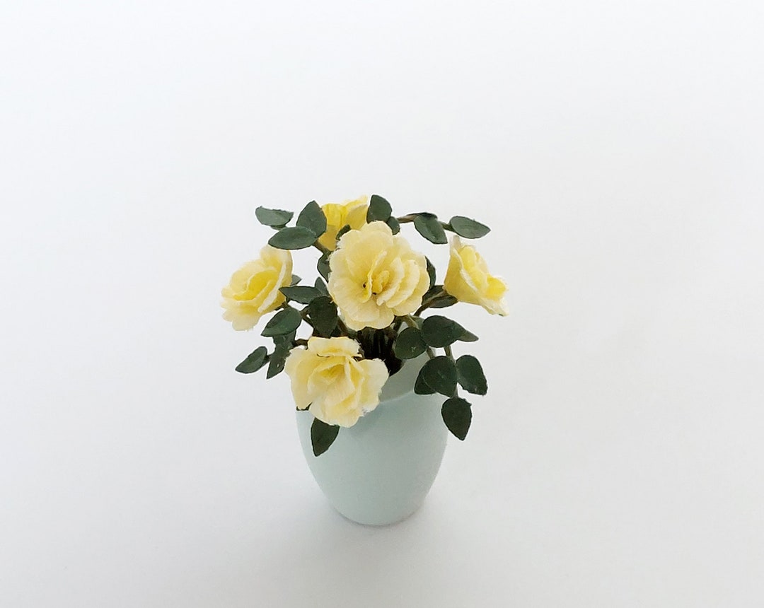 5 X Handmade 12th Scale Pale Yellow Paper Roses and Foliage in Etsy