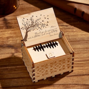Custom Engraved Wooden Music Box for Mom with Voice Recording Feature Family Sound Token Personalized Melody Gift for Mothers Day