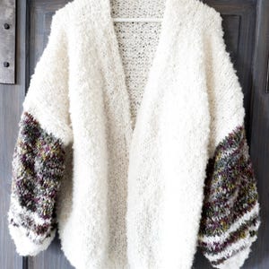 Cárdigan grueso de bouclé blanco, tejido a mano para mujer, de lana de alpaca y merino, de punto grueso, suave y acogedor, suéter cálido.