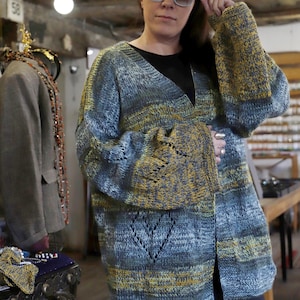 Cárdigan de lana merino con rayas en amarillo, verde y turquesa, tejido a mano para mujer, de lana, largo de punto grueso, suave y acogedor.