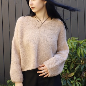 Handknit Alpaca Wool Sweater: Beige V-Neck Pullover