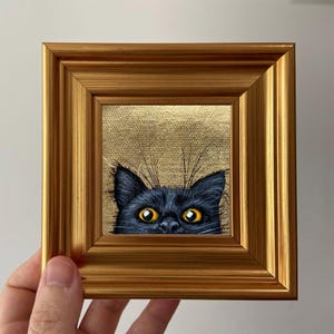 Small Wall Decoration Gift - Hand-Painted Black Cat Artwork with Gold Leaf Frame