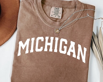 Camiseta Comfort Colors® Michigan Camiseta universitaria Camiseta Michigan Wolverines Camiseta universitaria Camiseta del equipo universitario Camiseta del día del partido Regalo para estudiante