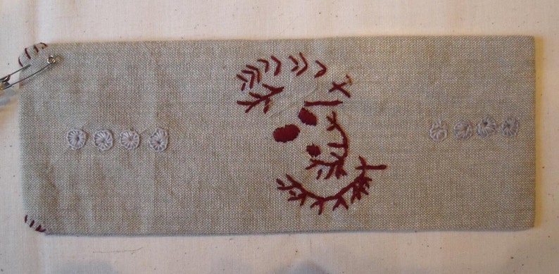 Hand embroidered linen glasses case image 1