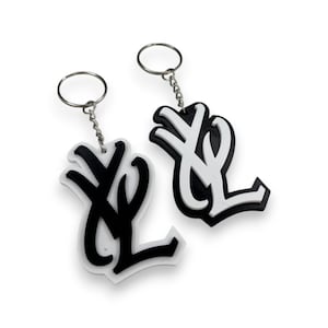 Porte-clés logo YVL | Vie de jeune vampire | Accessoire hip-hop Carti pour Playboi | Cadeau streetwear