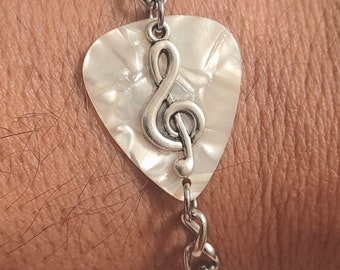 Guitar Pick Bracelet 9"- Treble Clef Bracelet - Music - Unisex - Stainless Steel - White Pick Bracelet - Guitar Pick Jewelry - Pick Bracelet