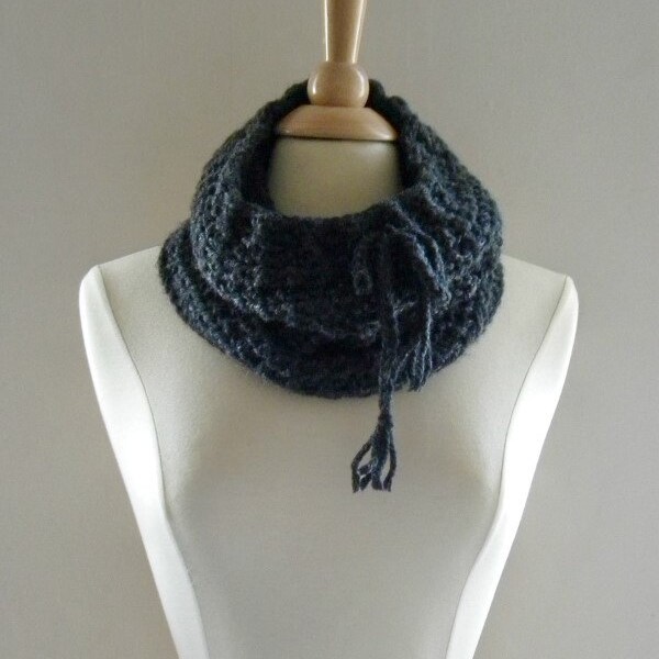 Crochet Cowl Scarf Neckwarmer Women Over the Ridge with Drawstring in Charcoal Gray Black