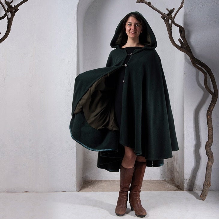 Black Medieval Cape with Hood (Wool Loden) – Larva – Historical Dressmaking