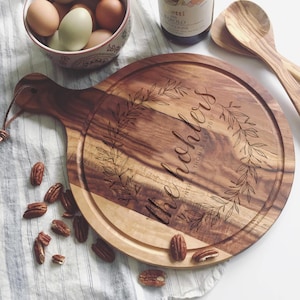 Engraved Cutting Board with Wreath Design: Custom Cheese Board or Charcuterie Board for Wedding Gift or Engagement Present image 1