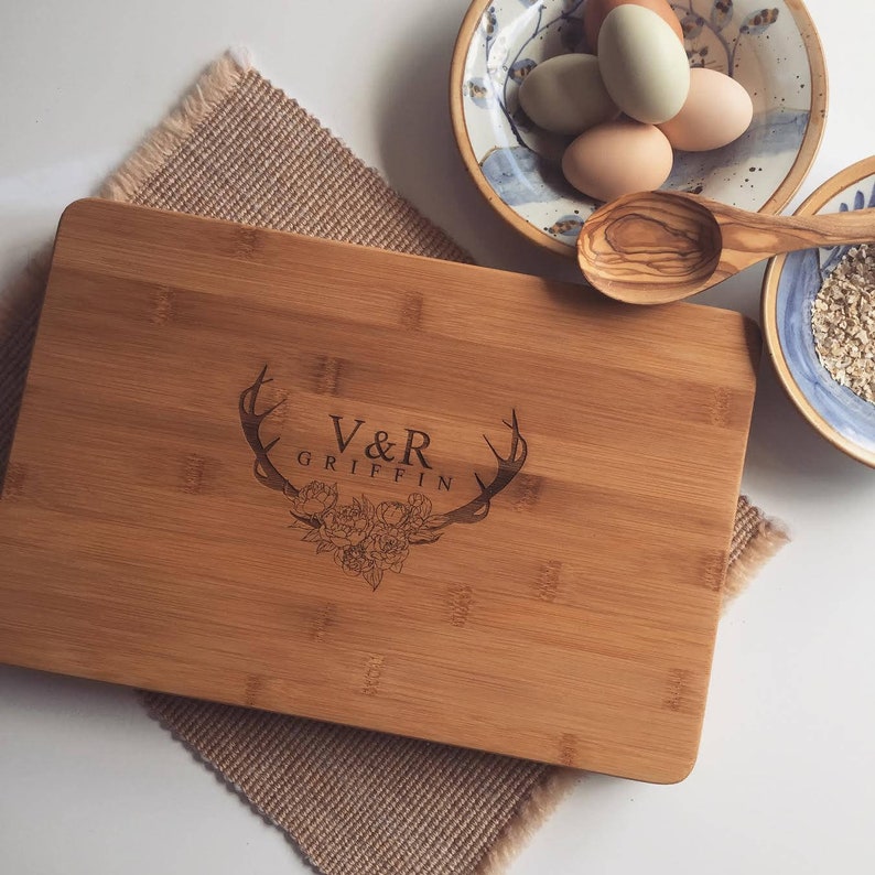 Floral Antlers Custom Butcher Block / Wood Chopping Board Personalized with Your Text for a perfect Housewarming Gift or Wedding Present image 2