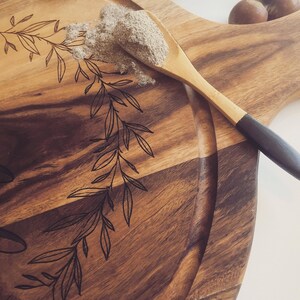 Engraved Cutting Board with Wreath Design: Custom Cheese Board or Charcuterie Board for Wedding Gift or Engagement Present image 8