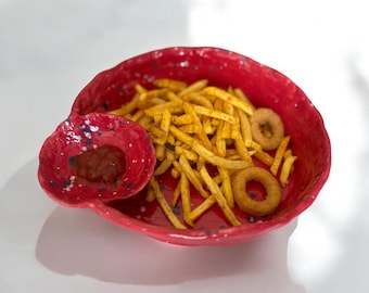 Cuenco de cerámica para salsa hecho a mano: esmalte rojo apto para alimentos, plato para servir en la cocina