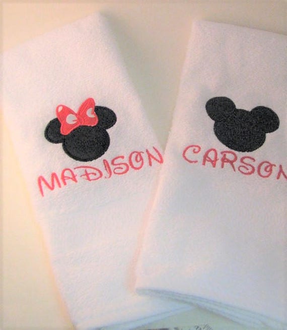 Personalized Embroidered Personalised Minnie and Mickey Mouse Bath Towels
