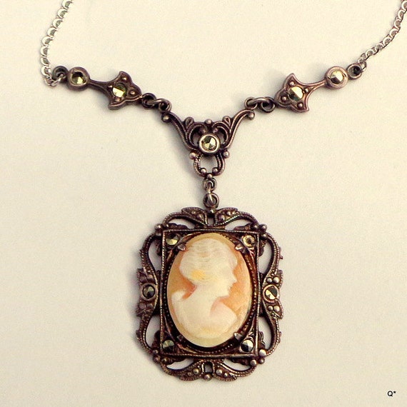 Shell cheap cameo necklace