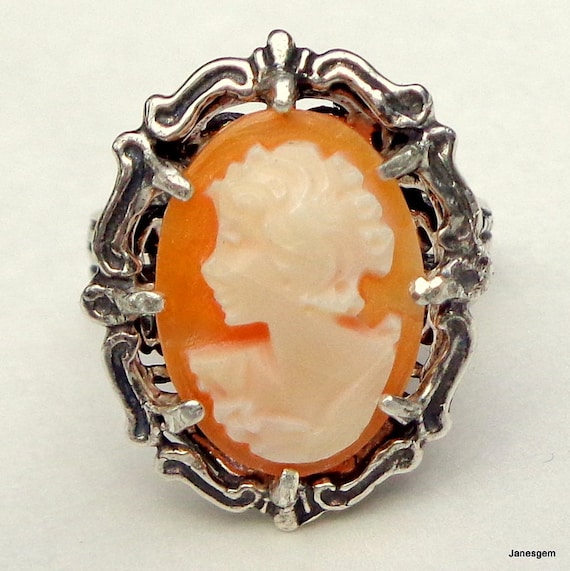 Size 7, Hand Carved, Shell Cameo Ring, Antique Han