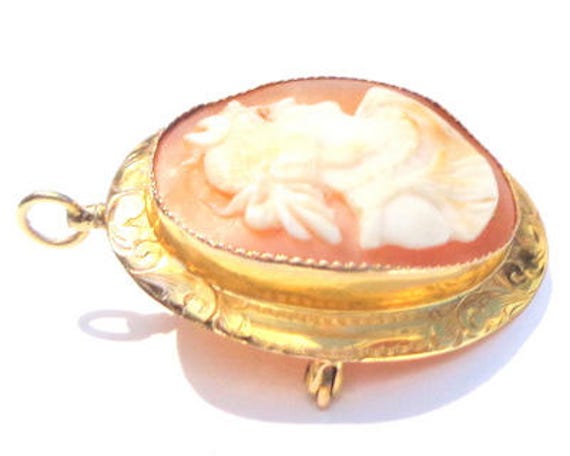 Victorian, Solid 10K Gold, Hand Carved Conch Shel… - image 2