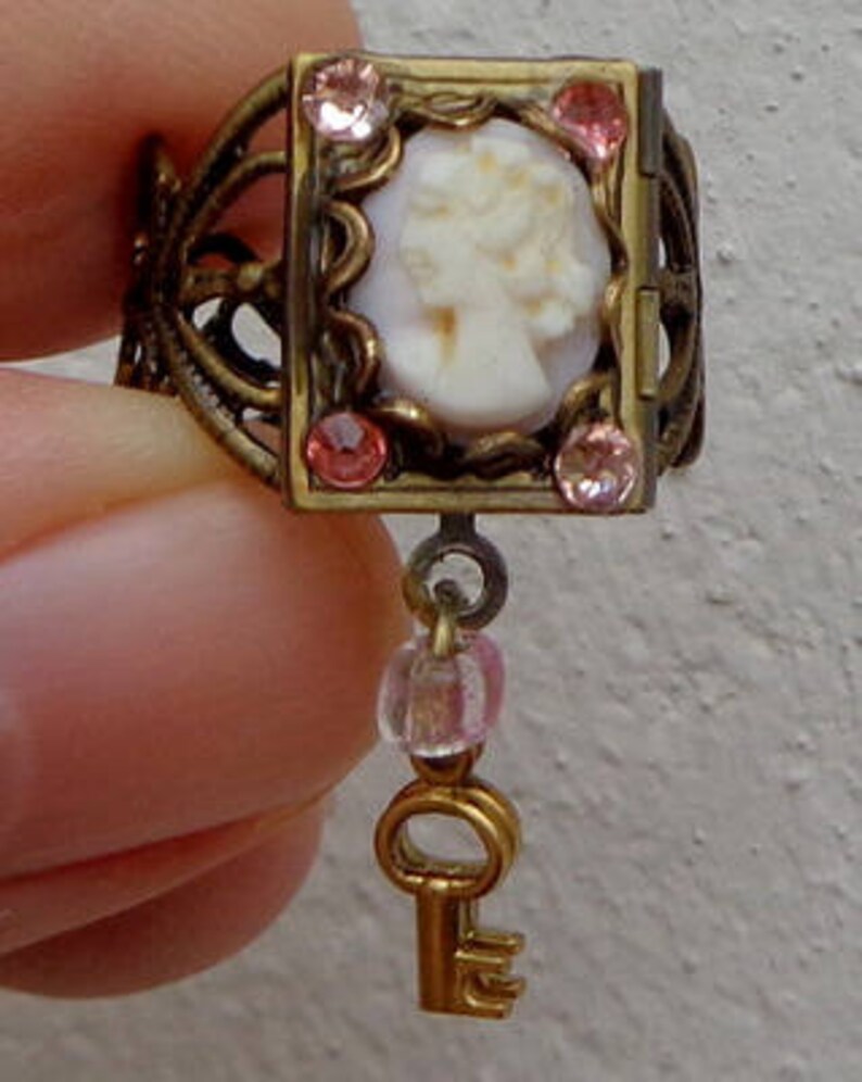 Vintage,Hand Carved,Baby Skin Pink Conch Shell Cameo,Locket Ring,Murano Glass Bead,Tiny Keys,Swarovski Crystals,Adjustable Filigree Ring image 1