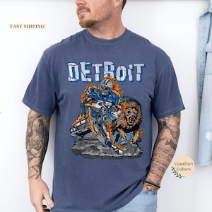 Retro Detroit Football T-Shirt - Cool Detroit Sports Shirt, Detroit Football Shirt, Sunday Night Football Shirt Gift For Men, Detroit Shirt