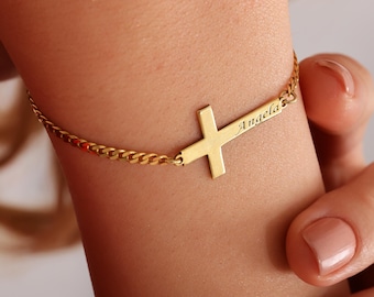 Benutzerdefinierte Name Kreuz Armband, 14K Gold Kreuz Armband, Kreuz Schmuck für Frauen, Zierliche Kreuz Ketten Armband, Mutter Armband, Geschenk für Mädchen
