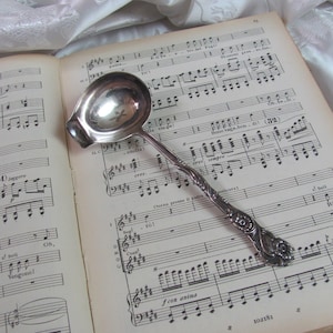 Sweden Fancy Ornate Gravy Cream Sauce Ladle Silver Plate - 7&quot;  18cm // Vintage Antique Flatware SIlverware Cutlery Serving