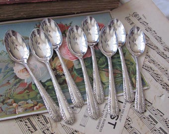 アンティーク コレクタブル クラウン ギルド シルバー 1876 チップ付き