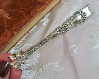 Floral Pattern - Antique Silver Plate Small Sugar Tongs Claw - 4.5" 11cm // 1835 Wallace Rare // SIlverware Flatware Cutlery