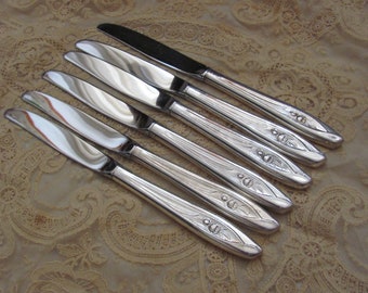 Silver Tulip Knives - Set of 6 Silver Plate Hollow Handle Dinner Luncheon Grille Knives 9"