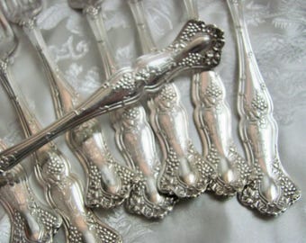 Vintage 1904 Pattern // Set 8 Dinner Forks 1847 Rogers Silver Plate // Monogrammed // Silverware Flatware Cutlery Antique Ornate Fancy Rare