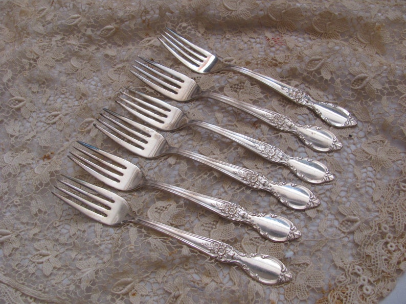 Victorian Rose Pattern 6 Antique Silver Plate Dinner Forks