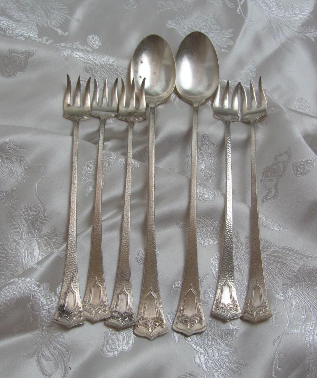 Plymouth 1917 Pattern // Set of Silver Plate Seafood Forks and