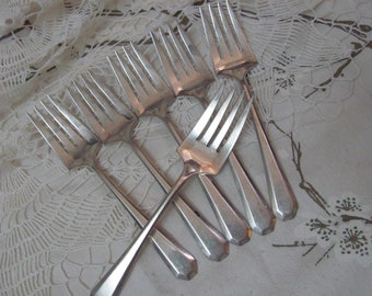 Lincoln Pattern // Set of 6 Silver Plate Salad Forks Silverware Flatware No Mono // Wm Rogers Mfg