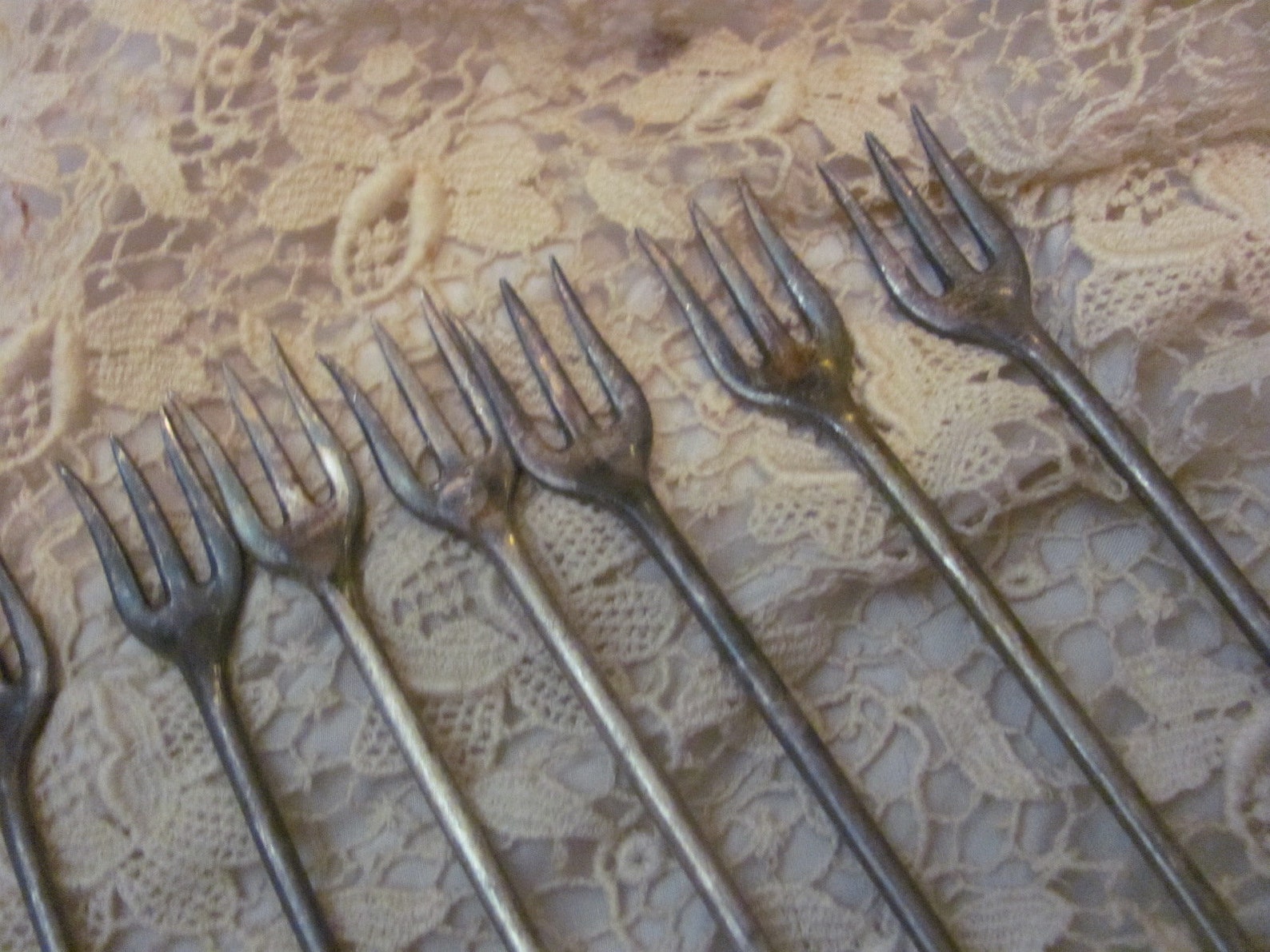 Crab Forks Lot of 9 Antique Silver Plate 3 Prong Forks Crab Etsy
